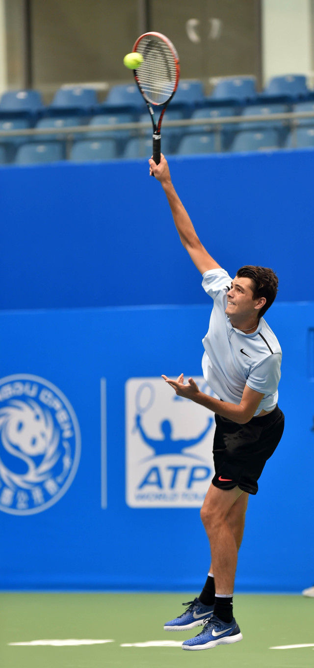 尋求對中場 尋求對中場