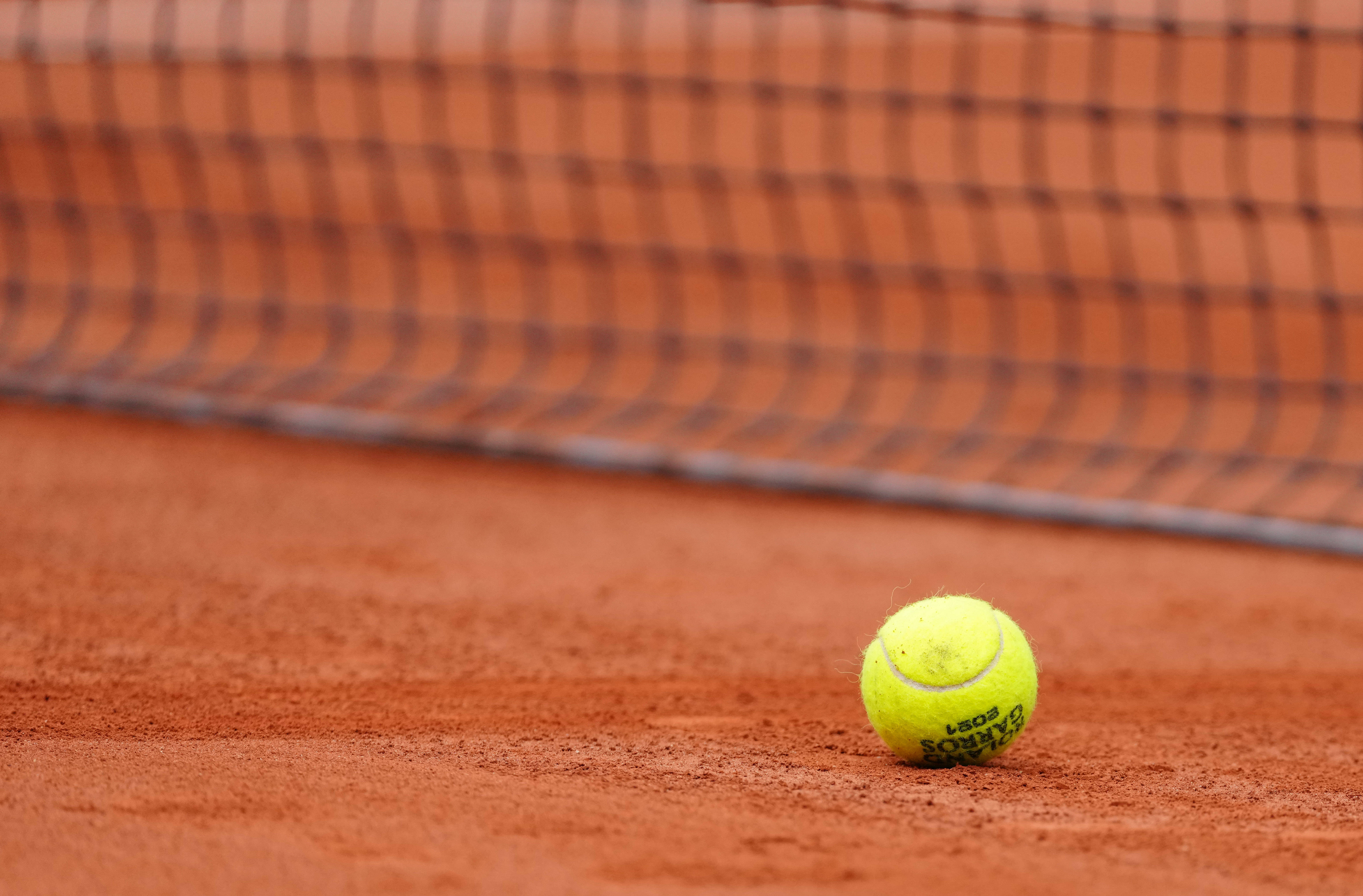 萨的深厚历 萨的深厚历