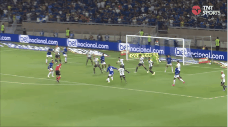 山队再次展 山队再次展