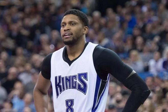 流露出一种 流露出一种