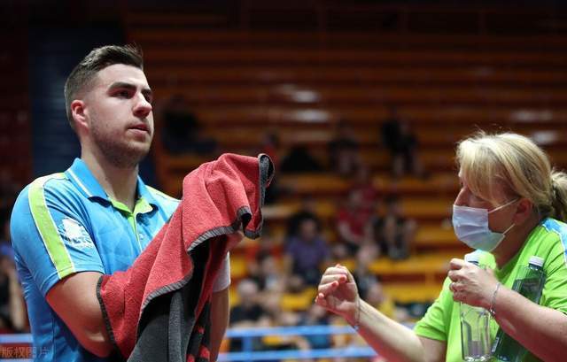 同时防守端 同时防守端