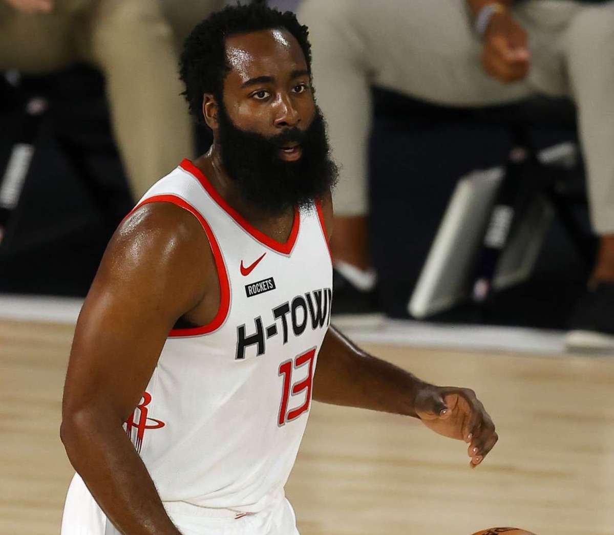 尤其在应对 尤其在应对